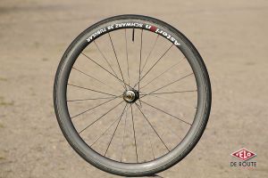 gallery Essai : Roues Asterion Schwarz 38 Tubular et Silver Race 22