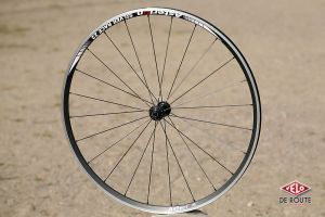 gallery Essai : Roues Asterion Schwarz 38 Tubular et Silver Race 22