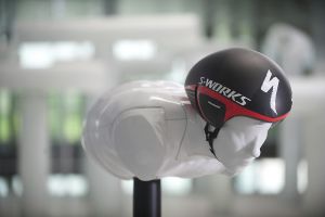 gallery Nouveauté 2013 : casque Specialized S-Works Mc Laren TT + vidéo