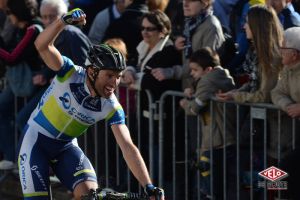 gallery Paris-Nice : le Suisse Michel Albasini fait parler la poudre !