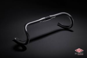 gallery Lightweight se diversifie / Le cintre Rennbügel