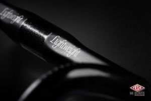 gallery Lightweight se diversifie / Le cintre Rennbügel