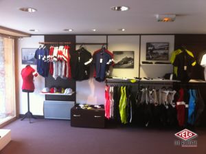 gallery Une boutique Rapha à L&#39;Alpe d&#39;Huez pour l&#39;été