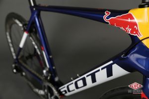 gallery Un Scott Foil aux couleurs de l&#39;équipe F1  Infiniti Red Bull