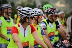 gallery Les vélos électriques à l&#39;assaut de l&#39;Alpe d&#39;Huez