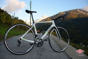 gallery Essai Rose Xeon Team CGF 3100 Di2 / Pour les virées au long cours !