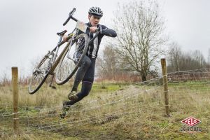 gallery Cyclo-cross : Red Bull Tout Droit