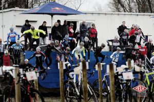 gallery Cyclo-cross : Red Bull Tout Droit