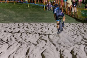 gallery Retour en images au Cross Vegas avec l&#39;équipe Raleigh Clément