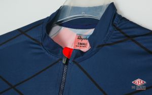 gallery Essai textile / Rapha Cross Suit - Une combi de super héros