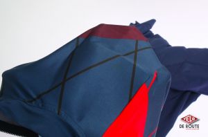 gallery Essai textile / Rapha Cross Suit - Une combi de super héros