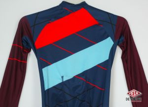 gallery Essai textile / Rapha Cross Suit - Une combi de super héros