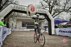 gallery TORTOUR cyclocross : des images superbes pour un défi sportif d&#39;un nouveau genre