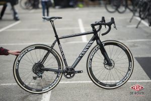 gallery Contact : Canyon Inflite AL SLX 9.0