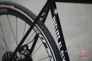 gallery Contact : Canyon Inflite AL SLX 9.0