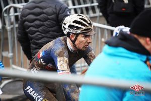 gallery Championnats du monde de cyclo-cross / De la boue, des crevaisons et Van Aert gagne à la fin