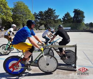 gallery SHBPC17 - Vélo de Route part à la découverte du bike polo