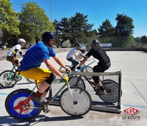 gallery SHBPC17 - Vélo de Route part à la découverte du bike polo