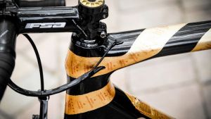 gallery Giro 2017 : Merida et Fizik hommage personnalisé