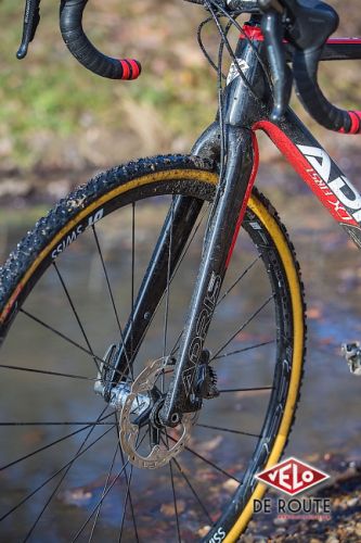 gallery Giant TCX SLR 2 / Adrisport CX First Disc: deux bons plans pour le cyclo-cross