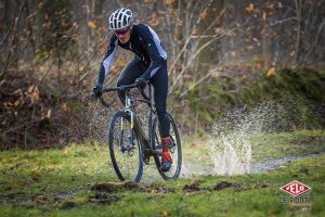 gallery Giant TCX SLR 2 / Adrisport CX First Disc: deux bons plans pour le cyclo-cross