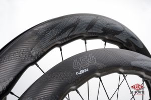 gallery Matos : Zipp décline son concept SawTooth à des roues «disque»