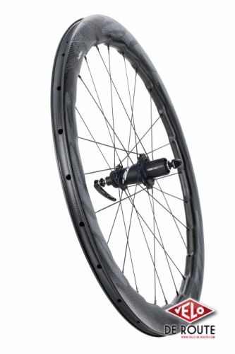 gallery Matos : Zipp décline son concept SawTooth à des roues «disque»