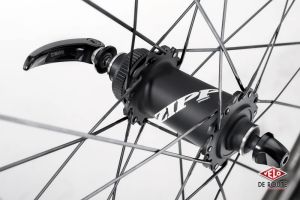 gallery Matos : Zipp décline son concept SawTooth à des roues «disque»