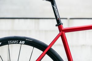 gallery Vidéo : La Haute Route par vue «Bombtrack»