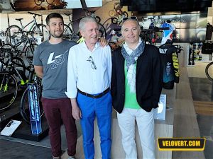 gallery Lapierre Experience center : au contact des conso…