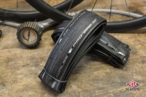 gallery Essai Tubeless haut de gamme : Hutchinson Fusion 5 Galactik et Schwalbe Pro One