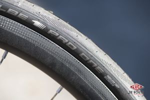 gallery Essai Tubeless haut de gamme : Hutchinson Fusion 5 Galactik et Schwalbe Pro One