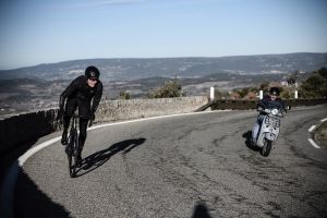 gallery Time Alpe d’Huez : du sommet au premier virage !