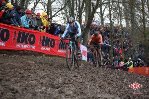 gallery Championnats du monde de cyclo-cross / Van Aert, une troisième couronne sur le Cauberg