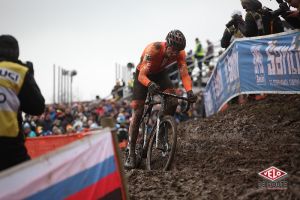 gallery Championnats du monde de cyclo-cross / Van Aert, une troisième couronne sur le Cauberg