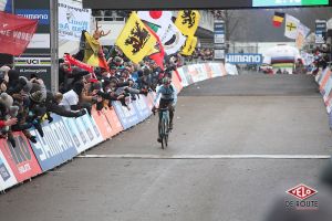 gallery Championnats du monde de cyclo-cross / Van Aert, une troisième couronne sur le Cauberg