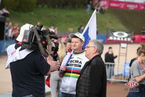 gallery Paris-Roubaix, les ambiances autour de la course