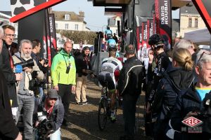 gallery Paris-Roubaix, les ambiances autour de la course