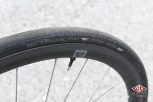 gallery Essai Tubeless haut de gamme : Hutchinson Fusion 5 Galactik et Scwhalbe Pro One - PARTIE 2