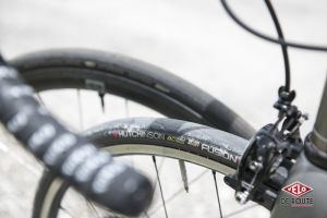 gallery Essai Tubeless haut de gamme : Hutchinson Fusion 5 Galactik et Scwhalbe Pro One - PARTIE 2