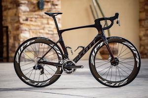 gallery Electronique, le Sram eTap AXS bouscule la transmission route