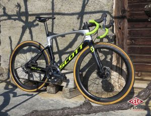 gallery Scott Foil RC Disc : une main de fer dans un gant de velours