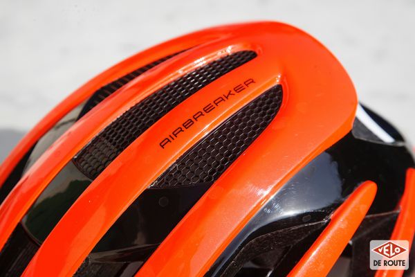 gallery Duel de couvre-chefs : Abus Airbreaker Vs Kask Valegro