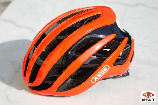 gallery Duel de couvre-chefs : Abus Airbreaker Vs Kask Valegro