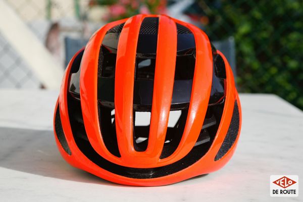 gallery Duel de couvre-chefs : Abus Airbreaker Vs Kask Valegro