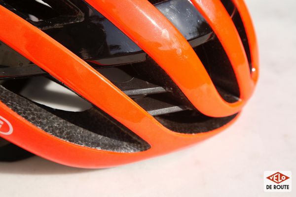 gallery Duel de couvre-chefs : Abus Airbreaker Vs Kask Valegro