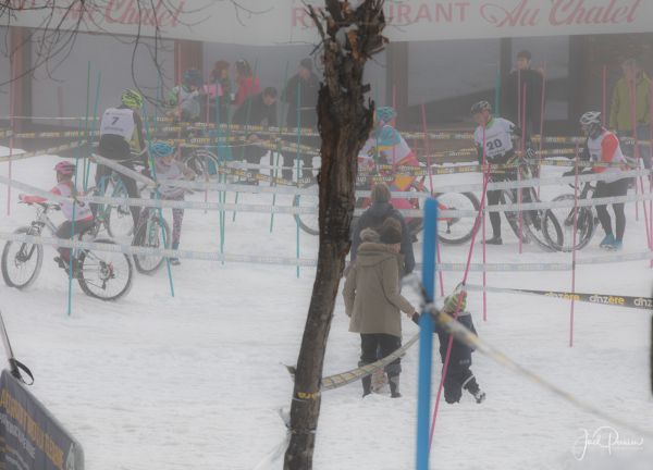 gallery Moussa Cross – Le cyclo-cross se met en mode «neige» !