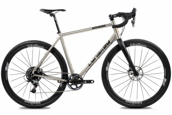 gallery Lynskey, la story familiale de passionnés du titane