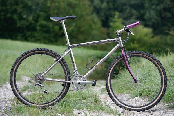 gallery Lynskey, la story familiale de passionnés du titane