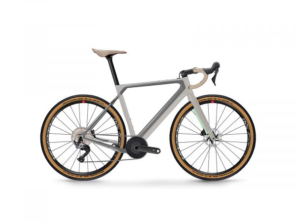 gallery Un 3T Exploro BMW Edition